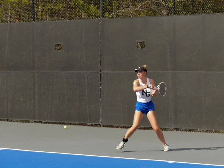 how college tennis work in the US